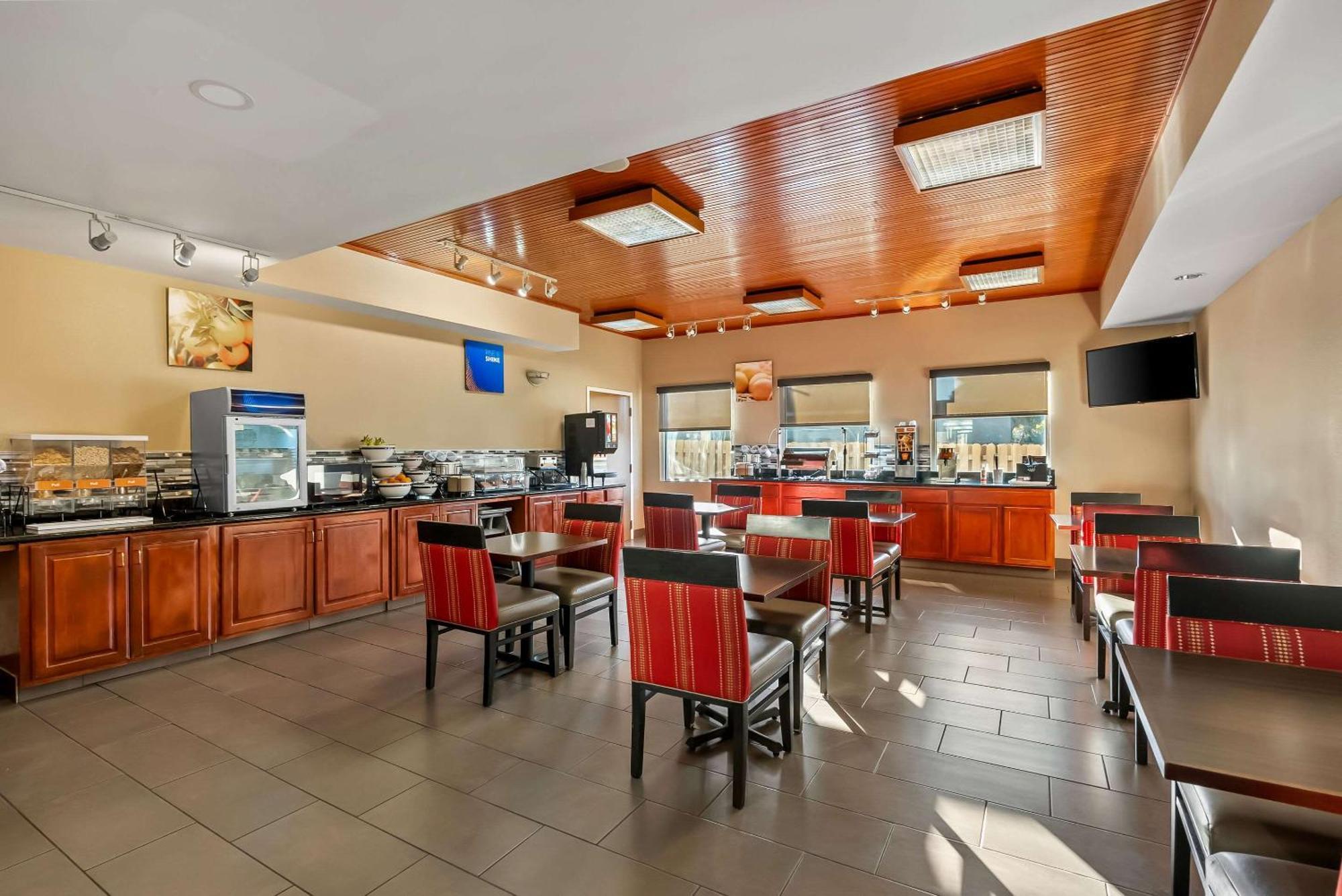 Comfort Inn & Suites Panama City - St Andrew Exteriör bild