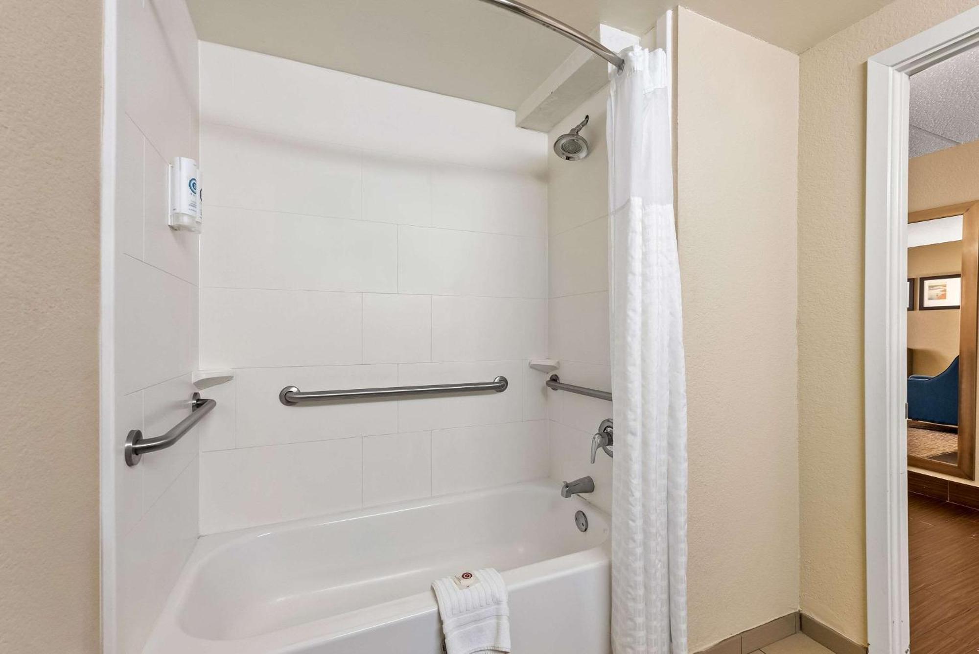 Comfort Inn & Suites Panama City - St Andrew Exteriör bild